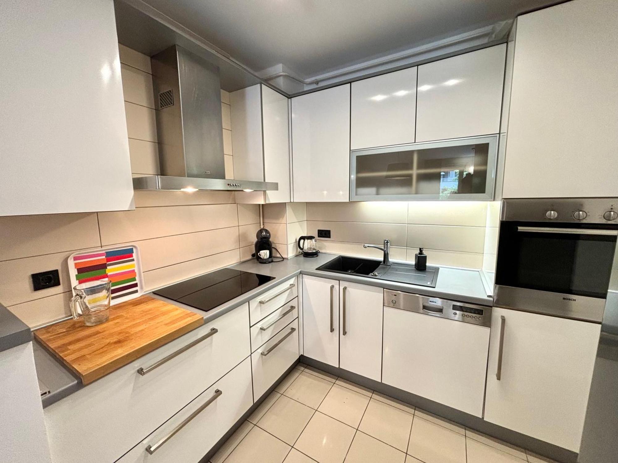 Terrace Bliss Apartment With Free Garage Загреб Екстериор снимка