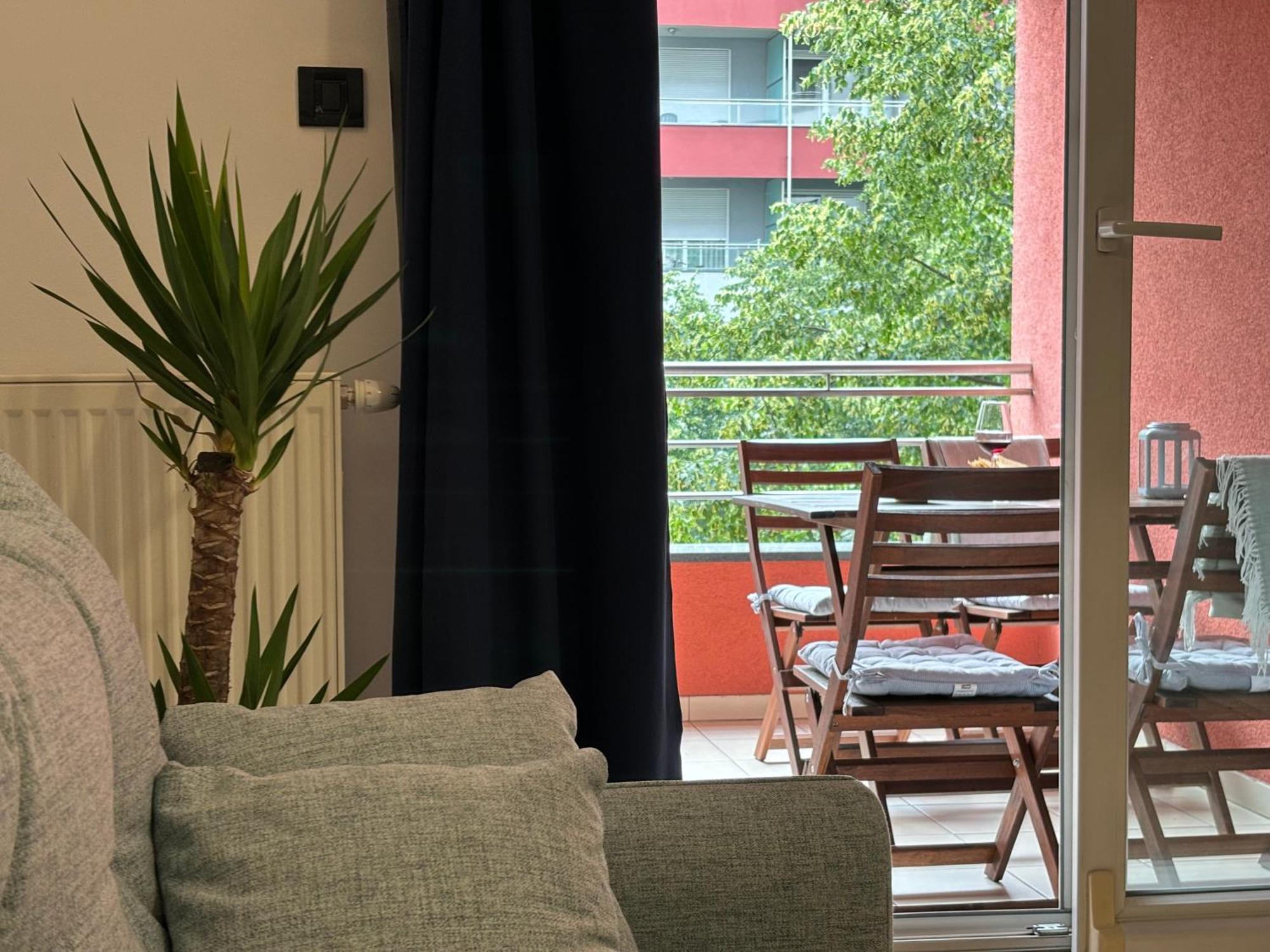 Terrace Bliss Apartment With Free Garage Загреб Екстериор снимка